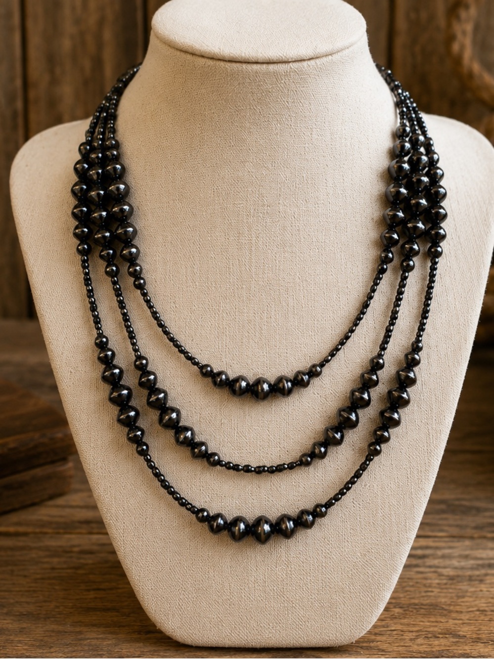 Tipi Western 3 Layered Navajo Pearl Style Necklace NWT